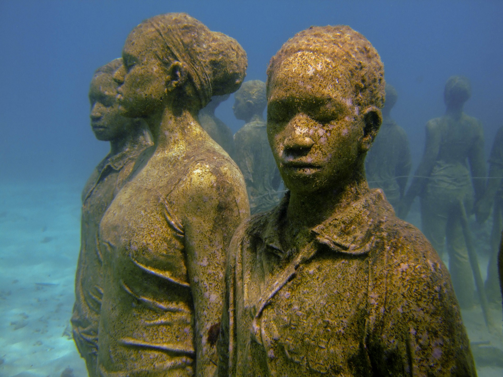 Underwater sculpture Park in Grenada