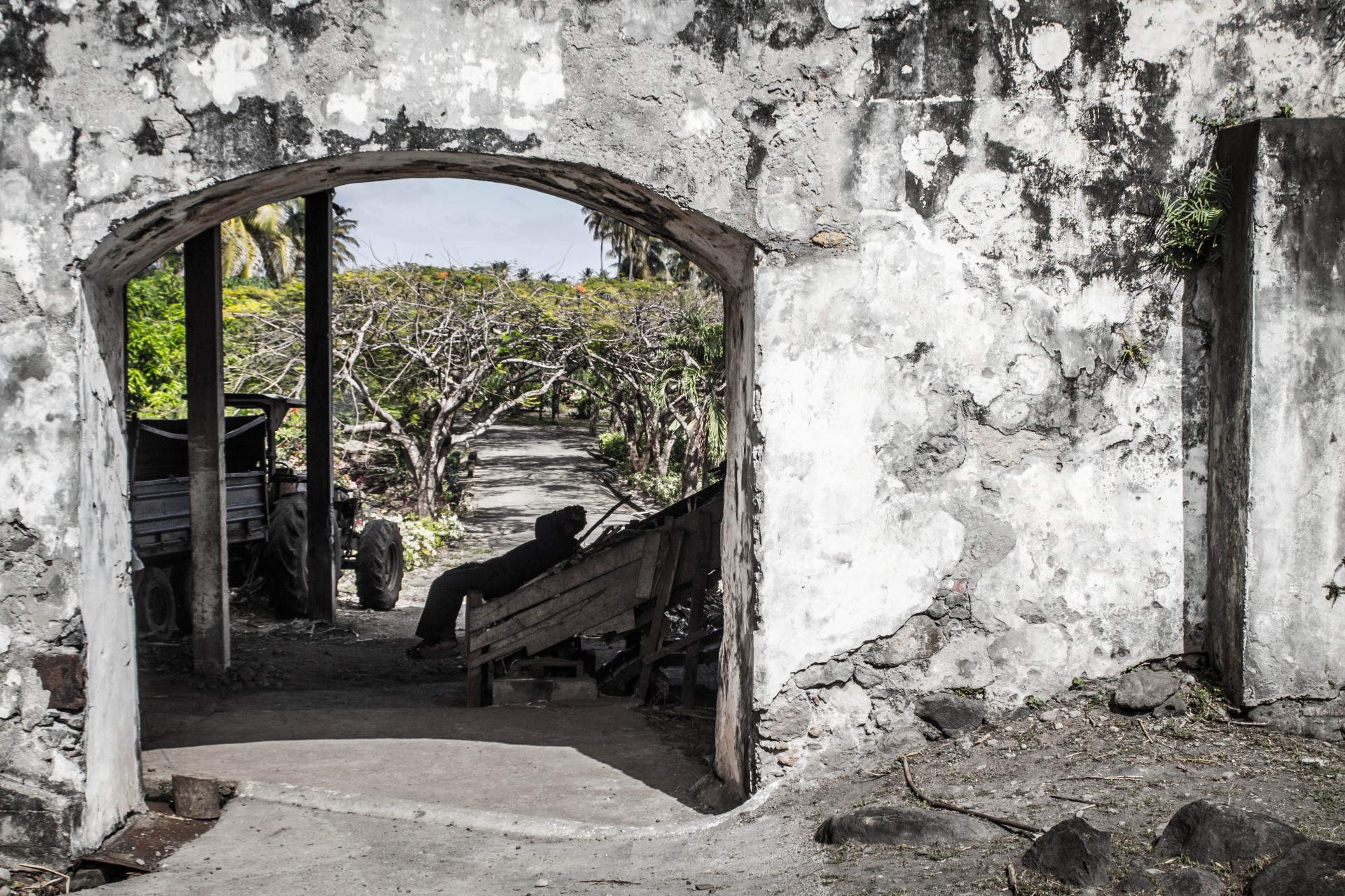 Grenada Tour - Nap at the Distillery