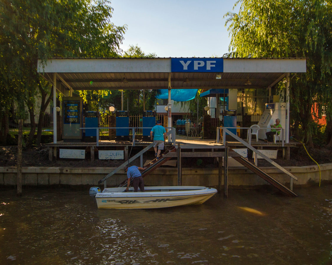 Filling up at the gas station along the delta Parana in Tigre, Argentina
