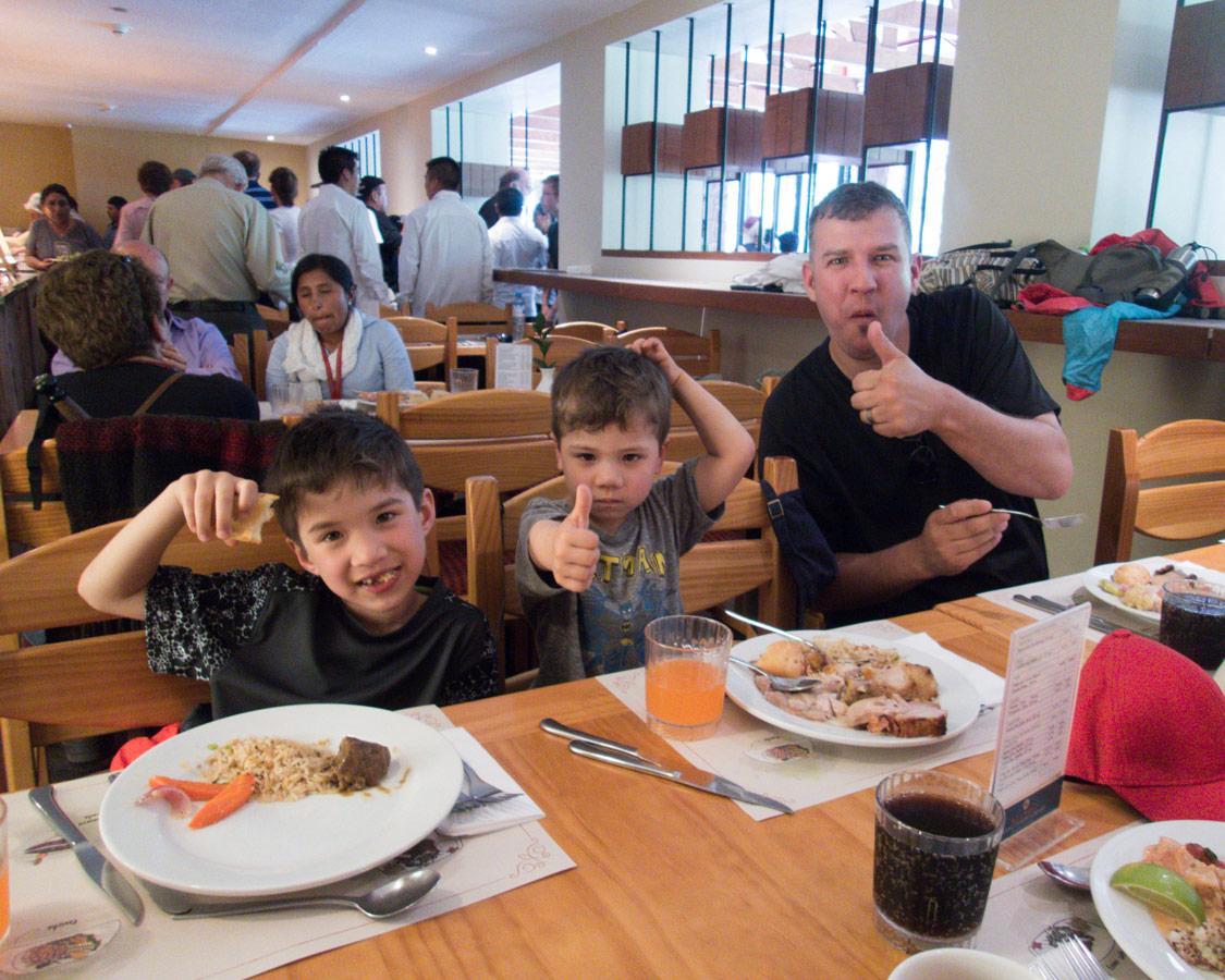 Family having lunch at the Belmond Lodge Sanctuary Restaurant.