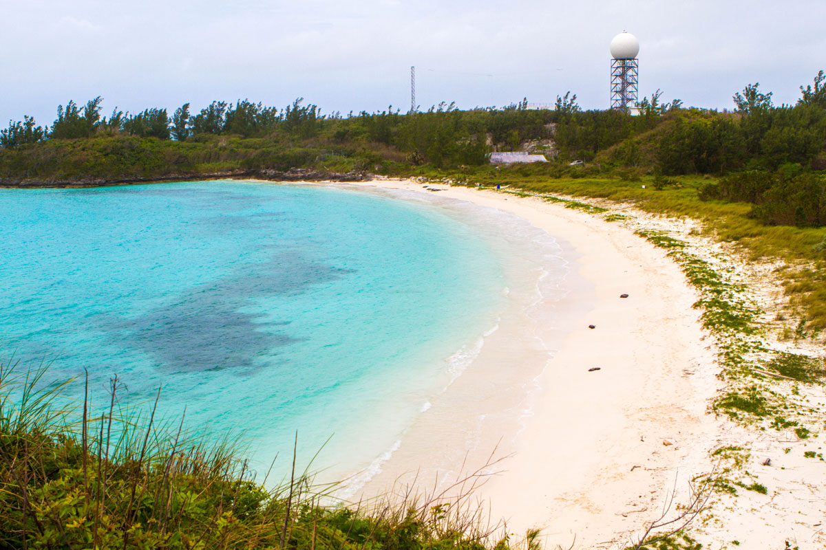 Beach in Coopers Island nature reserve. This quiet reserve makes a perfect place to stop in Bermuda with kids