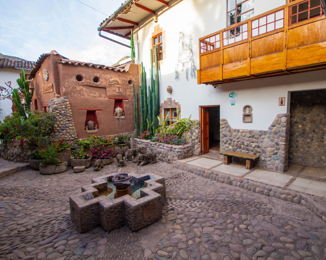The courtyard of the Pablo Seminario workshop Taller Ceramica in Urubamba Peru. This is a wonderful spot for those interested in Ceramics painting for kids in Peru