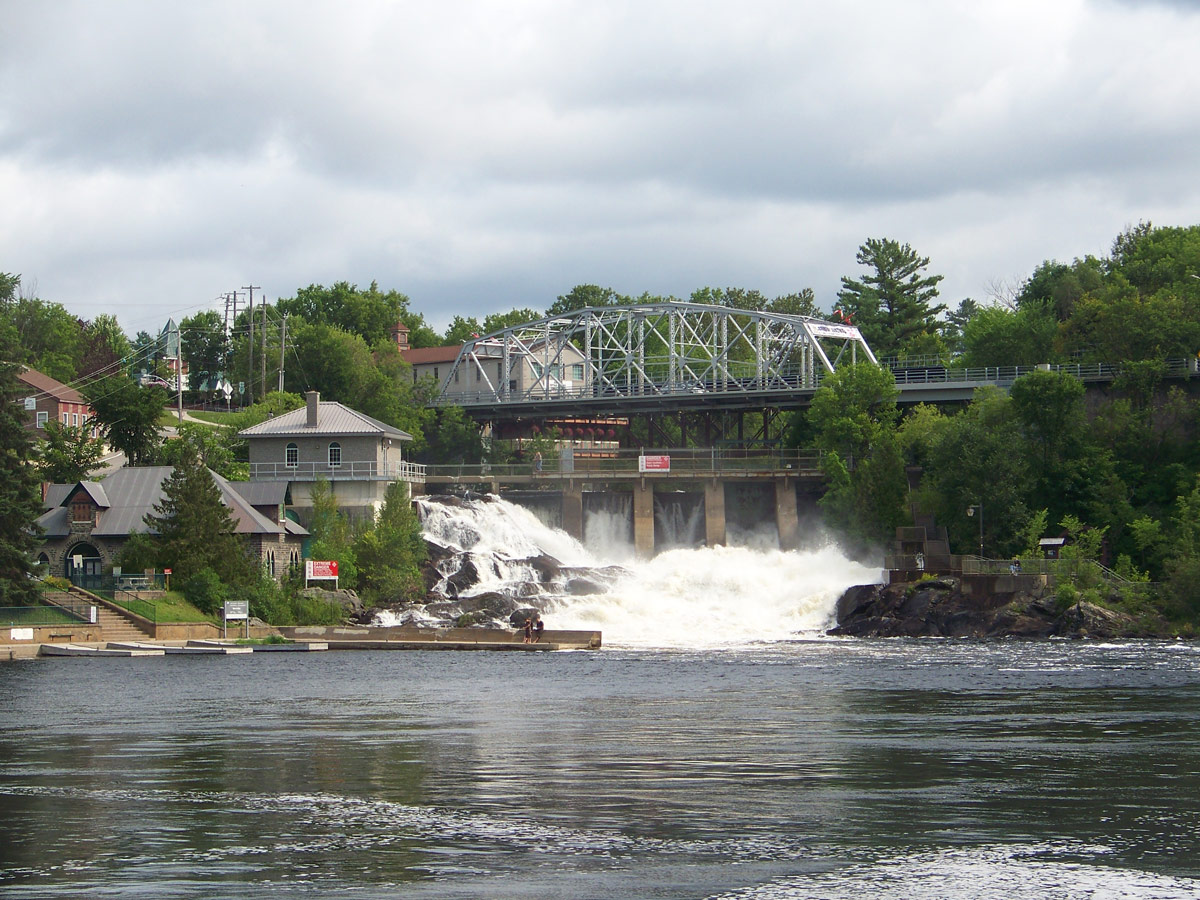 Bracebridge Falls in Bracebridge Ontario