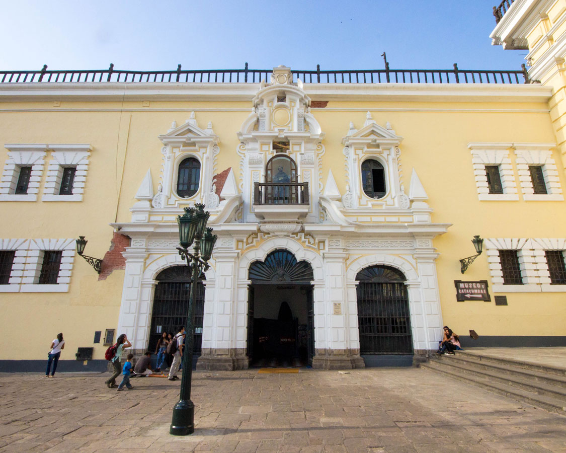 Entering the Catacombs of the Monastery of San Francisco in Lima Peru while we visit Lima Peru with kids