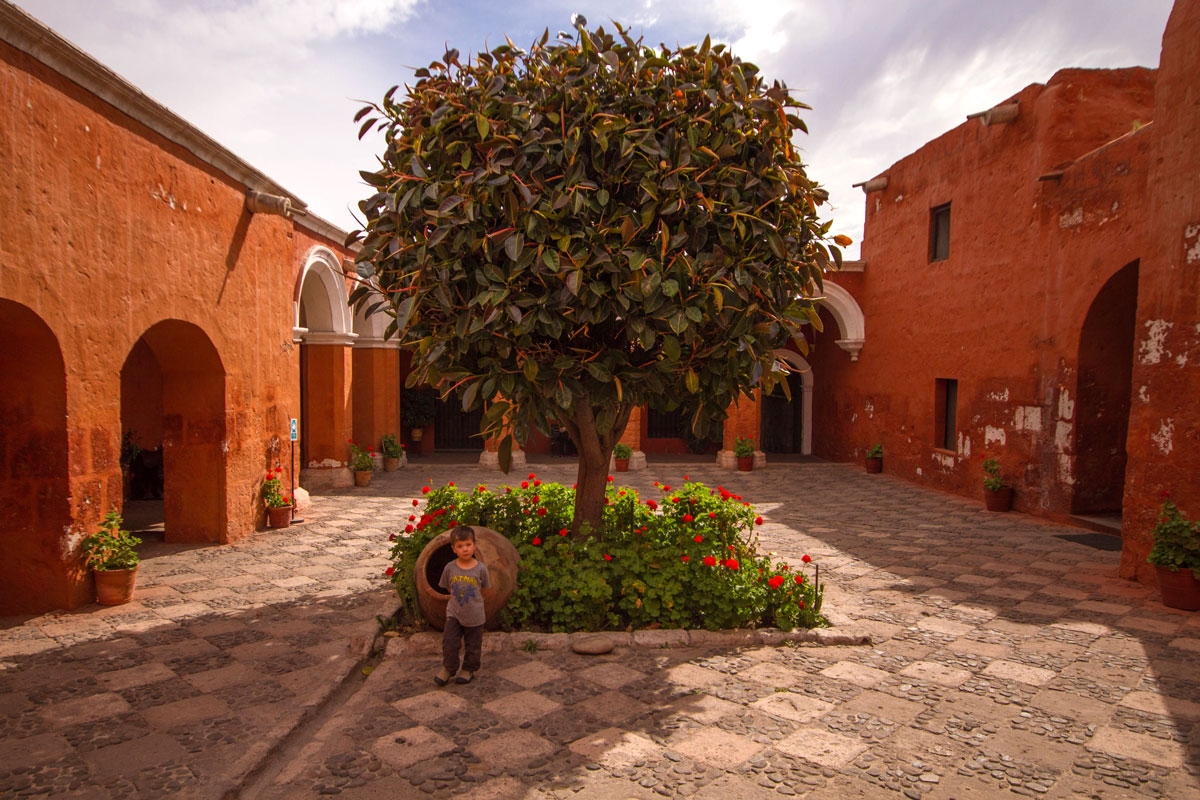 Monasterio d Santa Catalina in Arequipa Peru with kids on a 14 day Peru itinerary