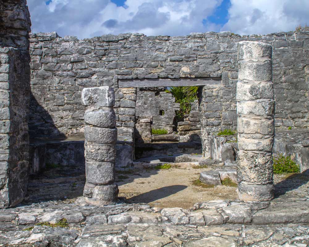 Entrance to the Tulum Ruins in Mexico with kids