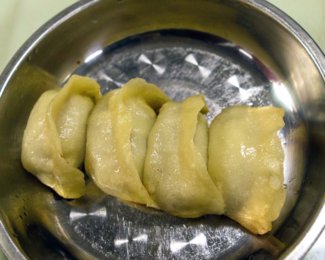 Xiaolongbao Soup Dumplings on a Shanghai China food tour