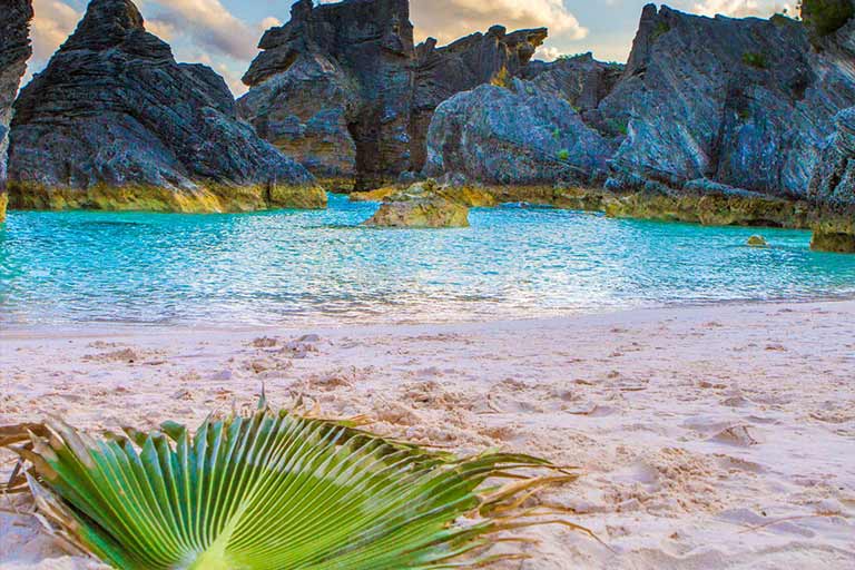 Top Beaches in Bermuda with kids