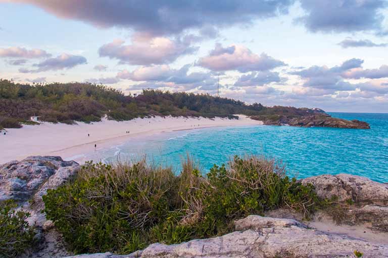 Horseshoe Bay Bermuda with kids
