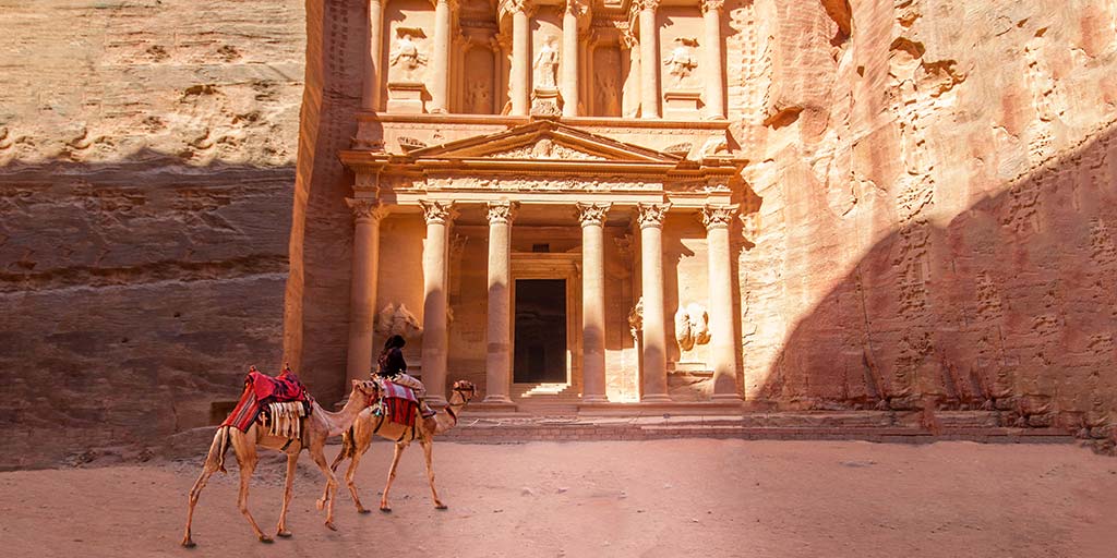 This 8 day Jordan Itinerary takes you many of the most iconic places in Jordan. Whether you're visiting Jordan with kids or on your own you'll be blown away
