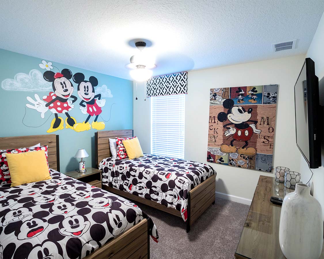 Kissimmee Family Rental Disney Kids Bedroom