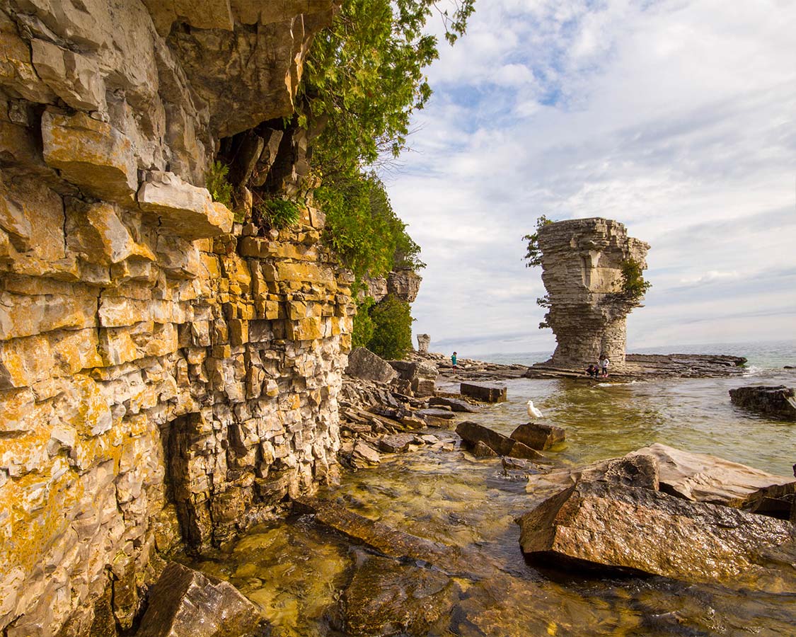 Flowerpot Island near Bruce Peninsula National-Park