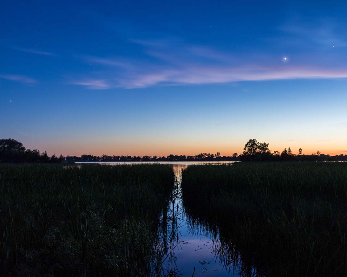 Views from Fronterra camp at night