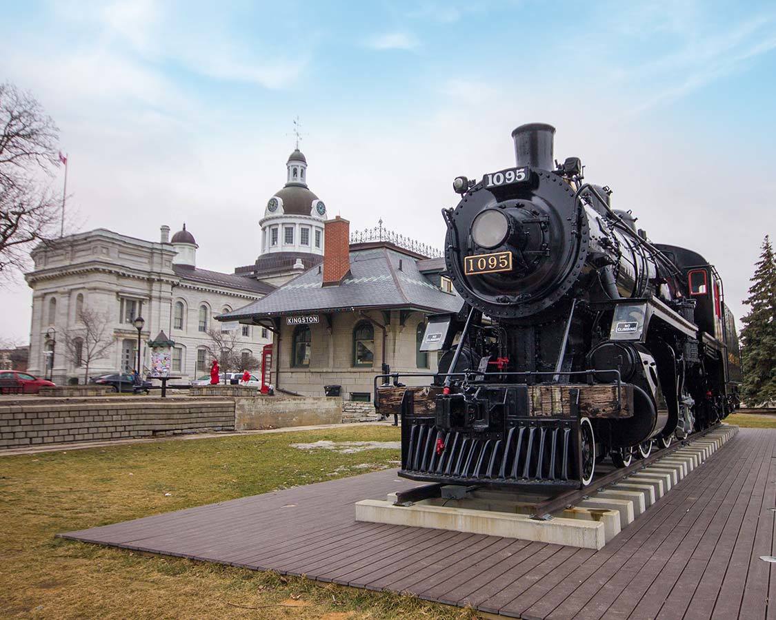 ce să vezi între Toronto și Montreal