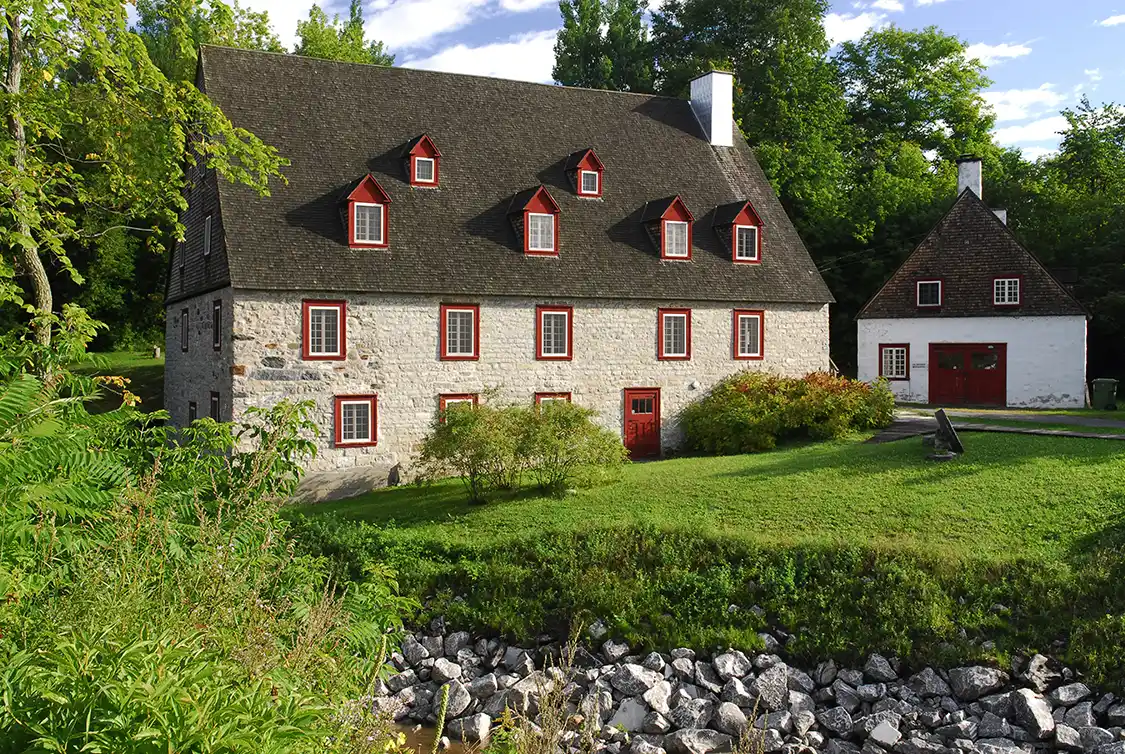 Historic home in Deschembault Quebec