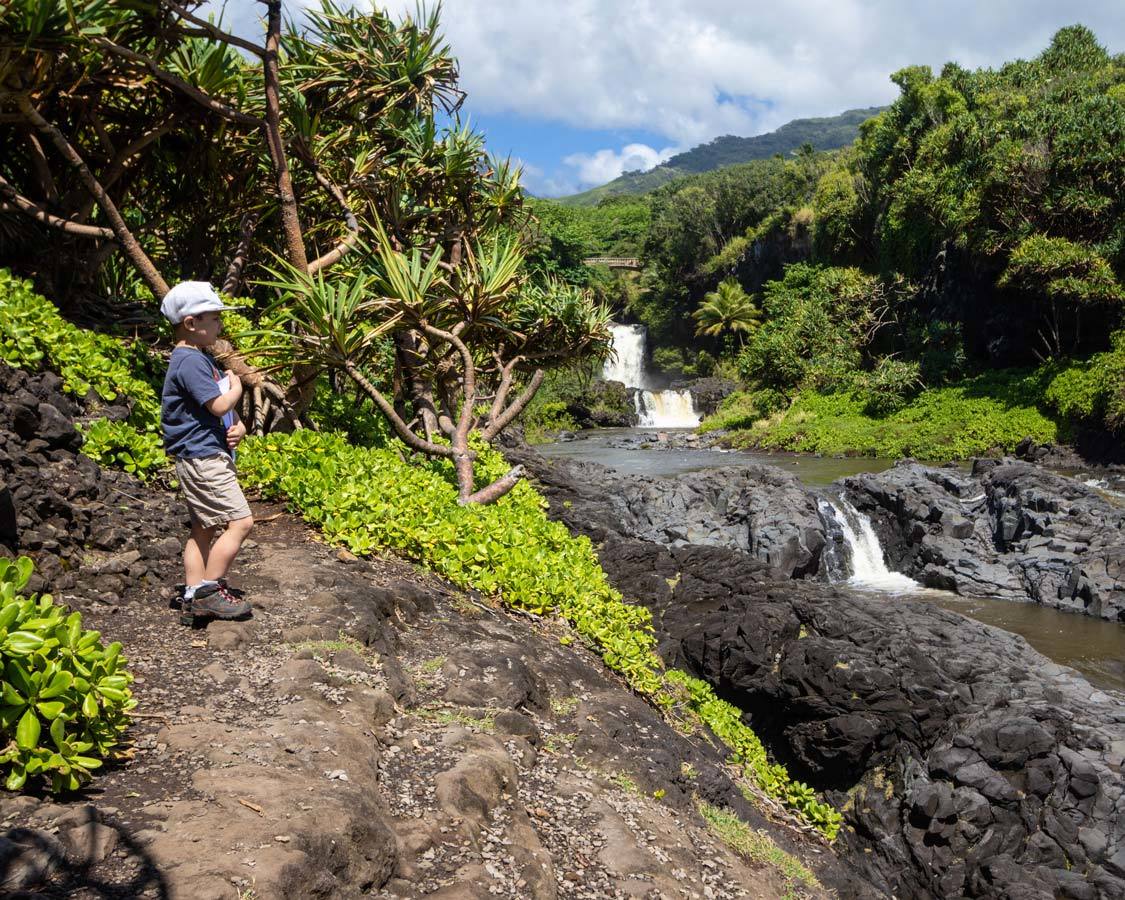 Seven Sacred Pools In Maui with children