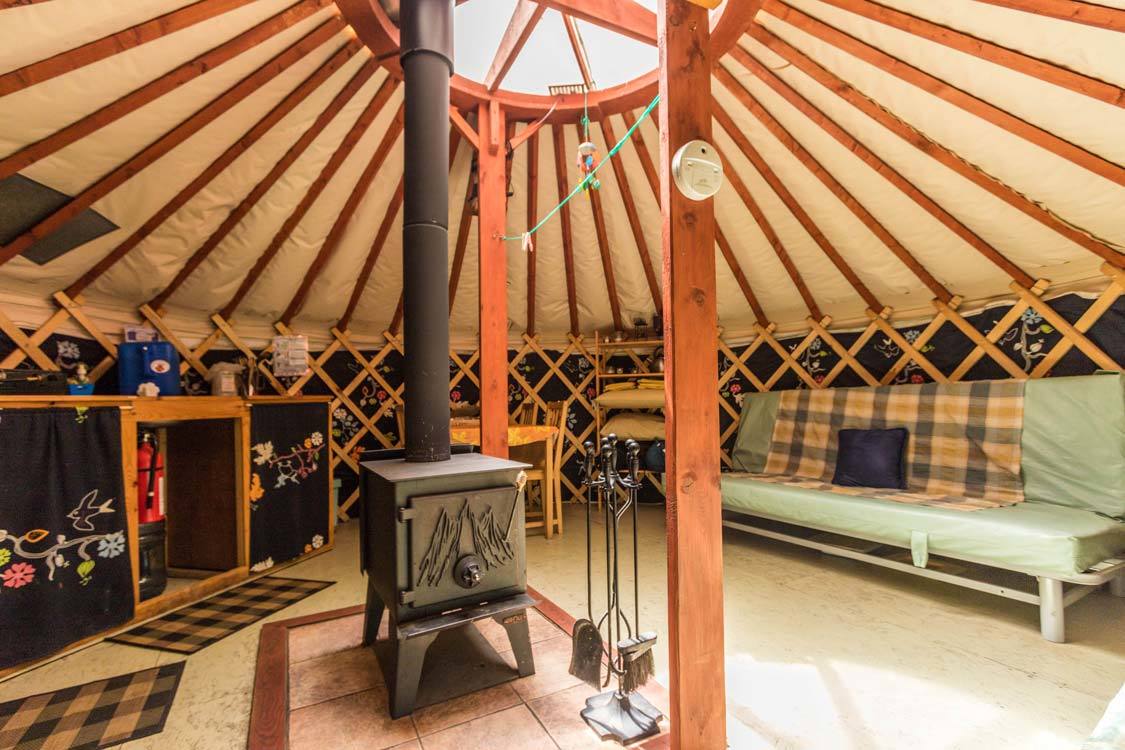 Piopolis Quebec Yurt Hebergement Aux Cinq Sens