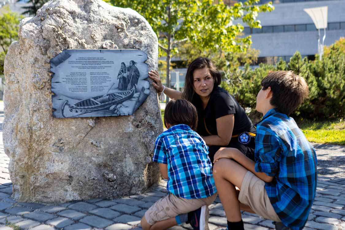 Indigenous Walks Art Tour In Ottawa with children