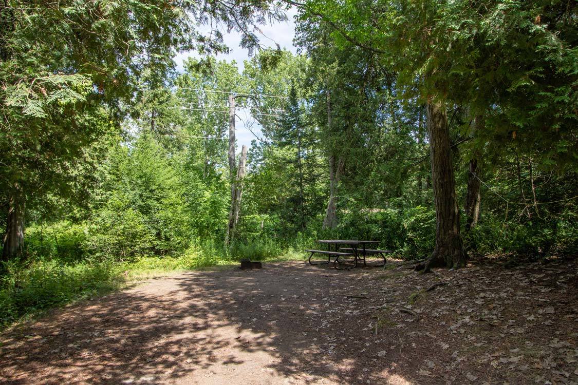 Sandbanks Camping Outlet River