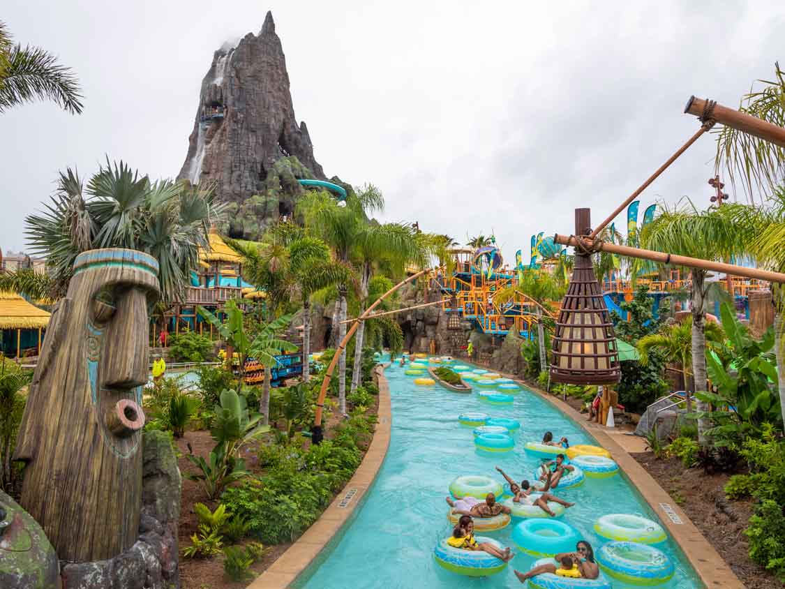 Where To Put Your Stuff at Volcano Bay
