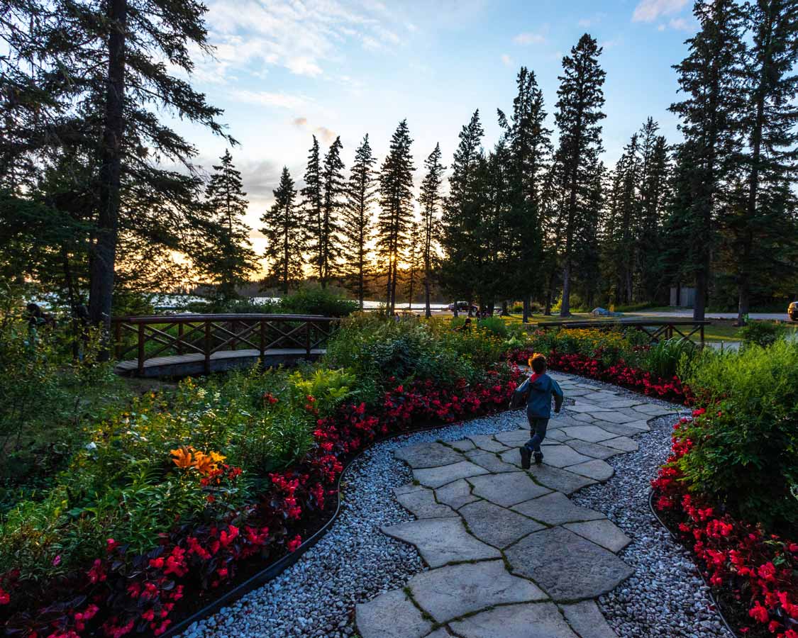 Clear Lake Wishing Well Garden