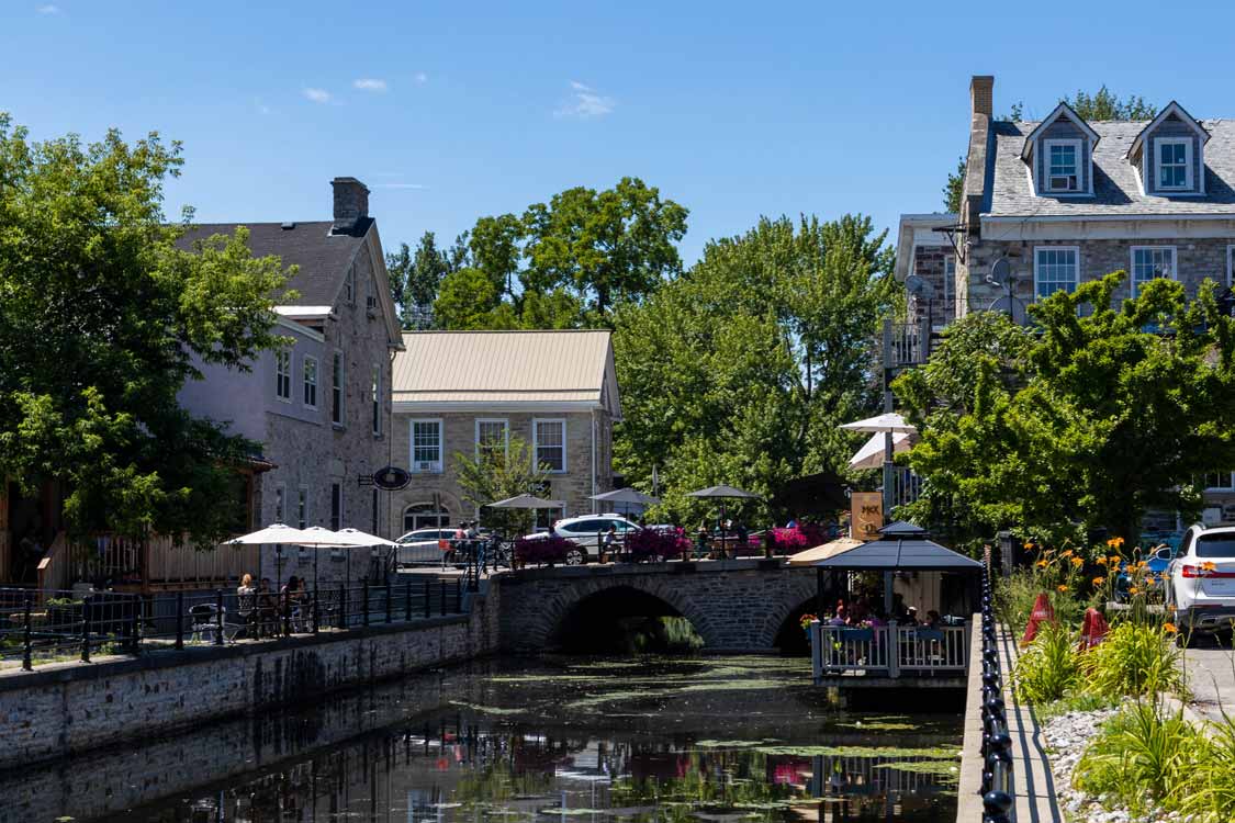 Restaurant patios in Perth Ontario