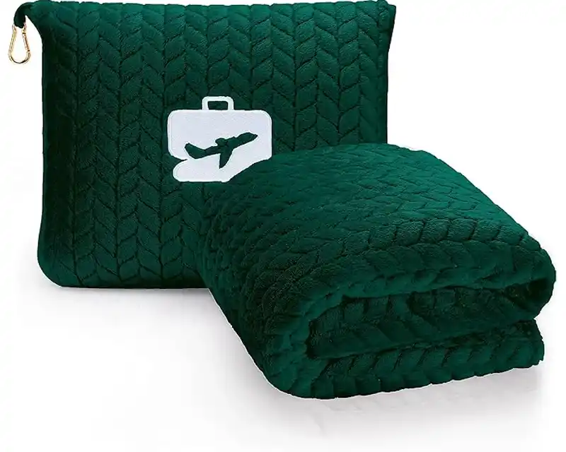 EverSnug travel blanket and pillow combo