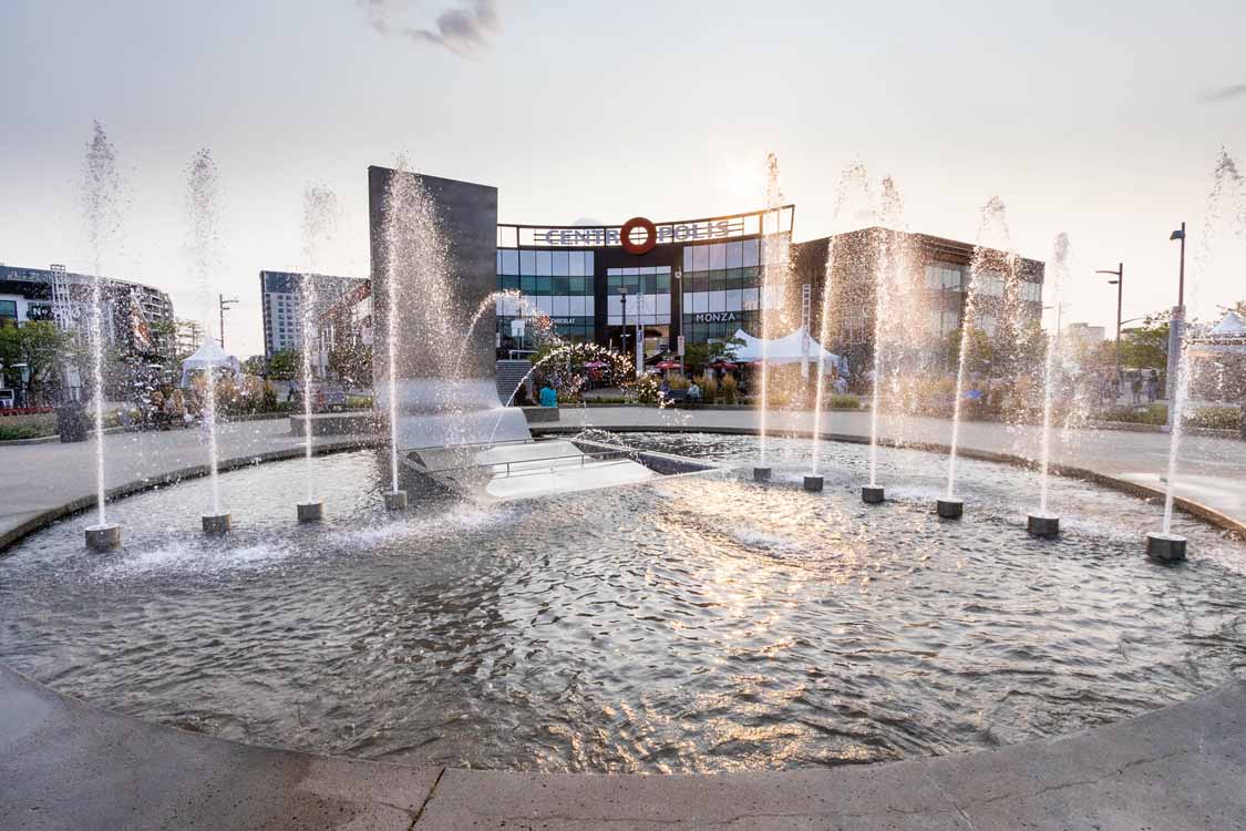 Centropolis Laval Entertainment Center