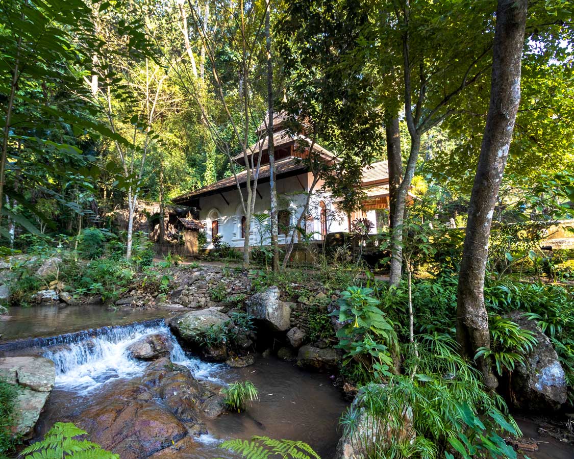 Peaceful Wat Pha Lat Temple near Chiang Mai