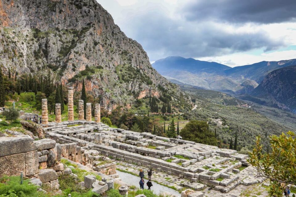 An Epic Adventure in Delphi, Greece: Must-See Sights & Hidden Gems ...
