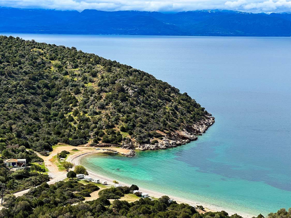 Turquoise waters of the Aegean Coast on a roadtrip through Greece