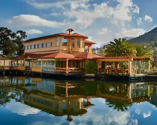 Hosteria cabanas del lago