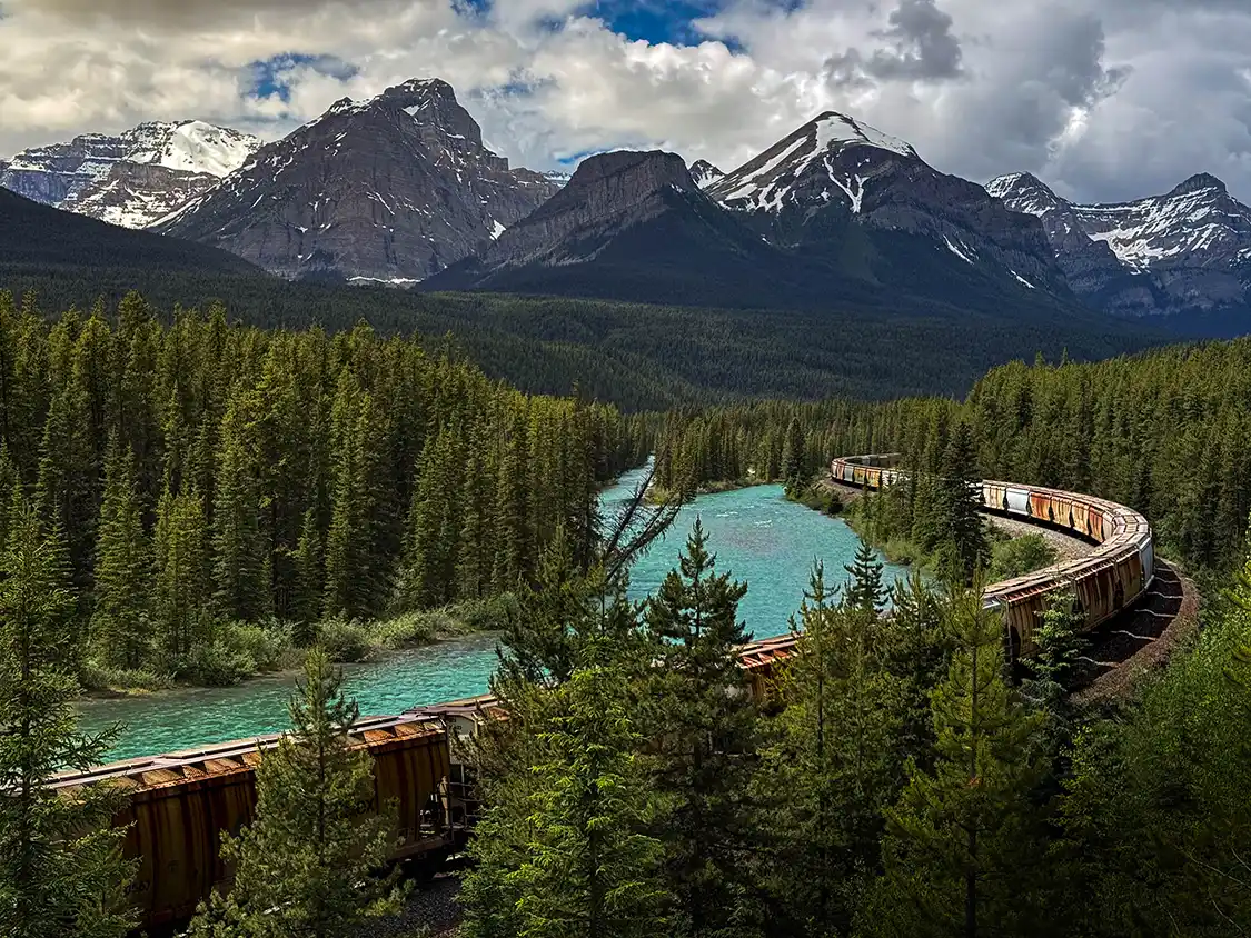 Train rounds Morantz Corner along the Bow Valley Parkway